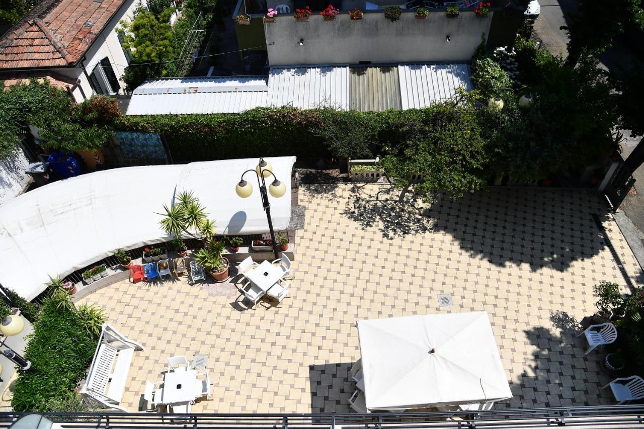 Hotel Criniera D'Oro Rimini Extérieur photo